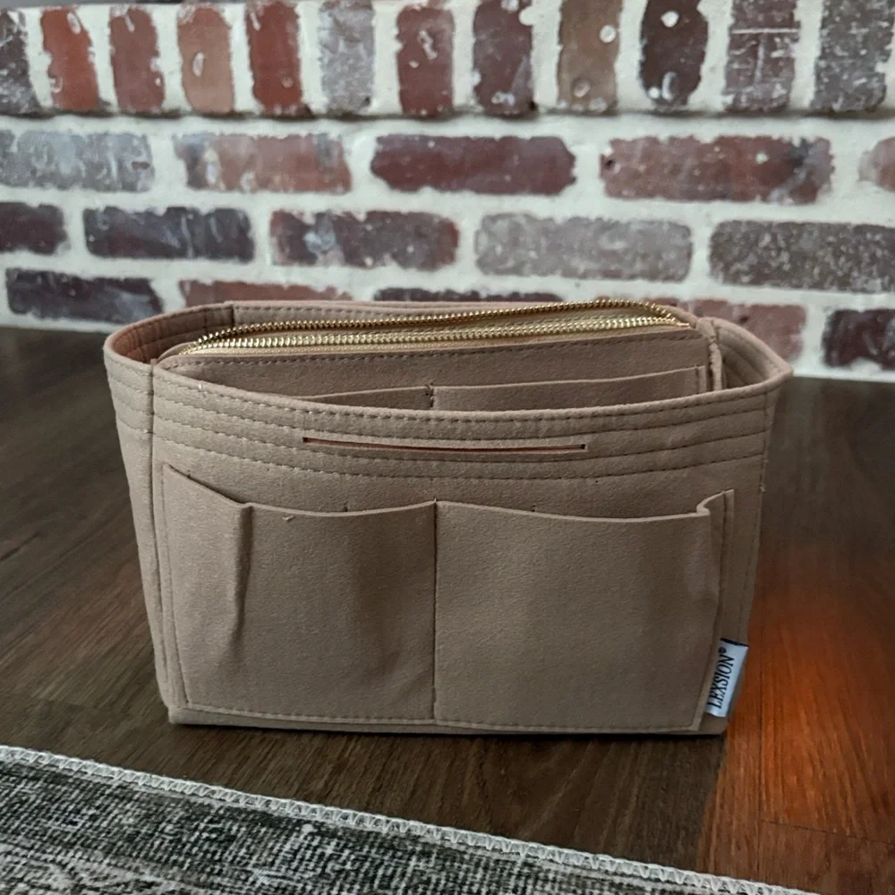 Purse - Picture 11 of 12
